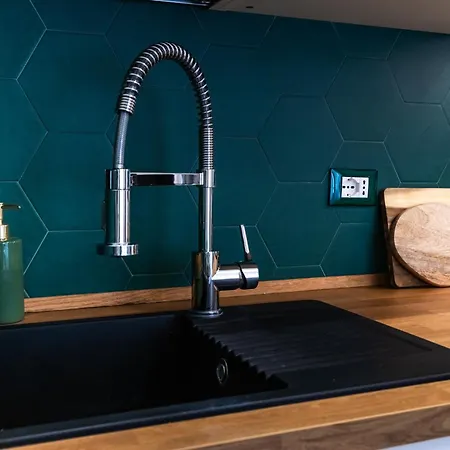 Casa Fen Palazzo Storico - Re Di Metro A - 2camere2bagni * Ρώμη