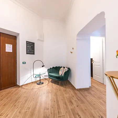 Διαμέρισμα Casa Fen Palazzo Storico - Re Di Metro A - 2camere2bagni
