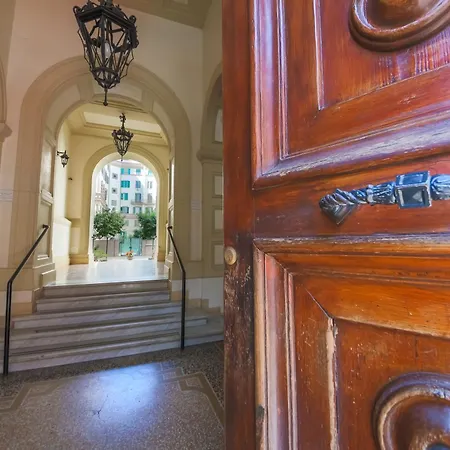 Διαμέρισμα Casa Fen Palazzo Storico - Re Di Metro A - 2camere2bagni