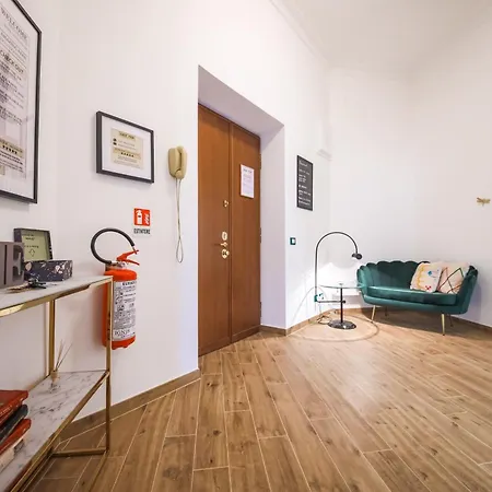 Casa Fen Palazzo Storico - Re Di Metro A - 2camere2bagni